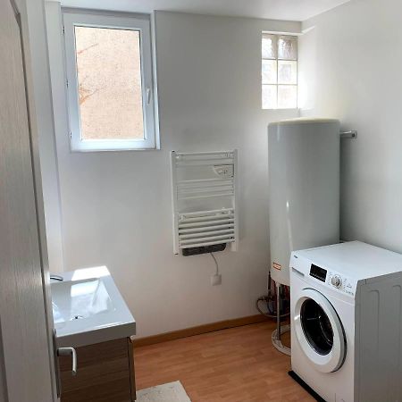 Appartement Cosy à quelques minutes du Centre Châlons-en-Champagne Esterno foto